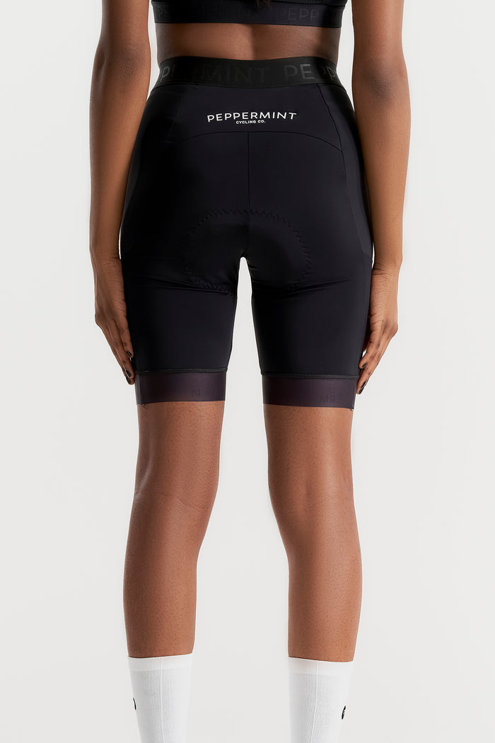 Signature Cargo Short