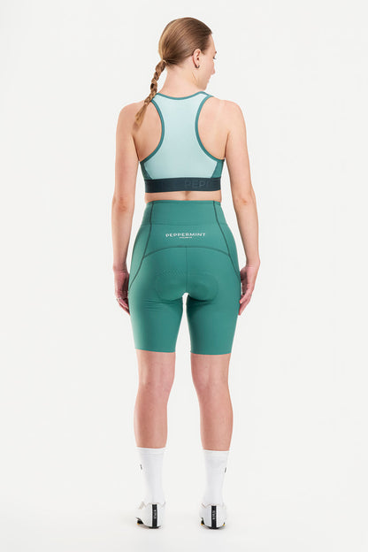 Signature Short