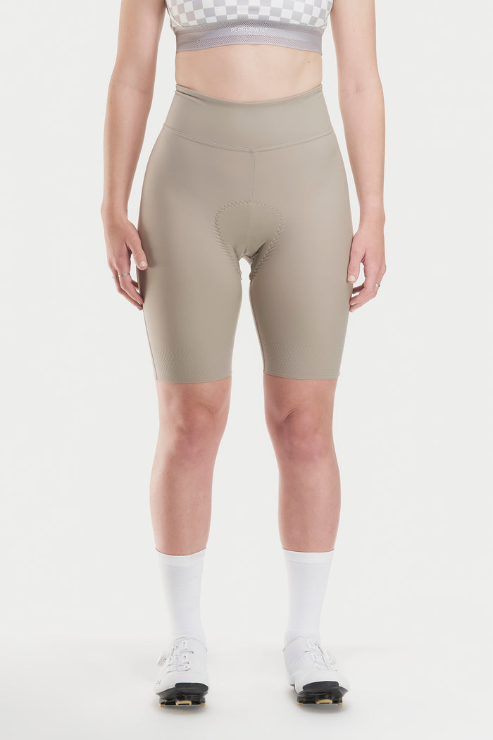 Signature Short