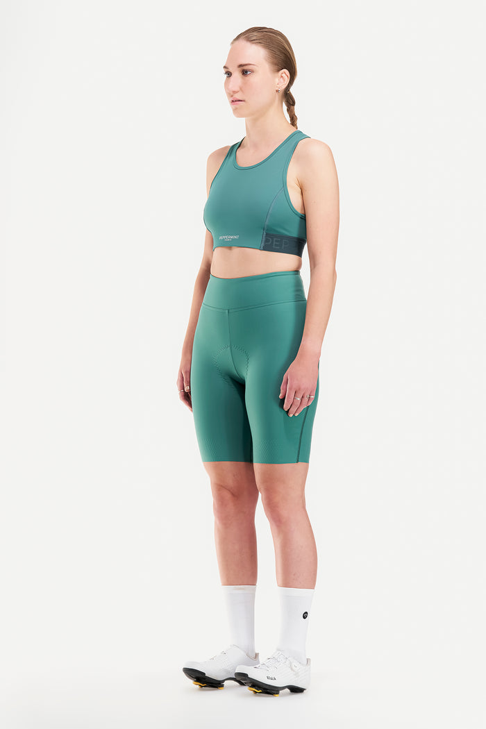 Signature Short