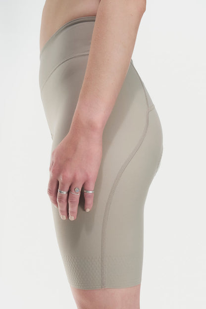 Signature Short