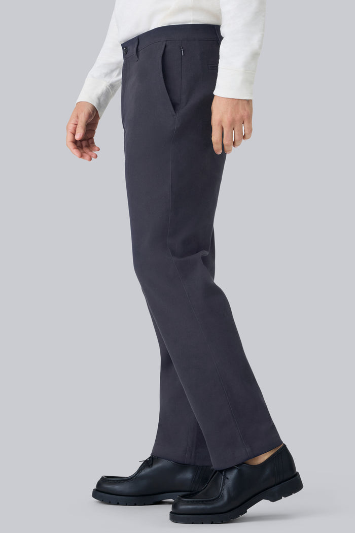 Side view of a man wearing Stretch Twill Chino Relaxed Pant in Night Sky
