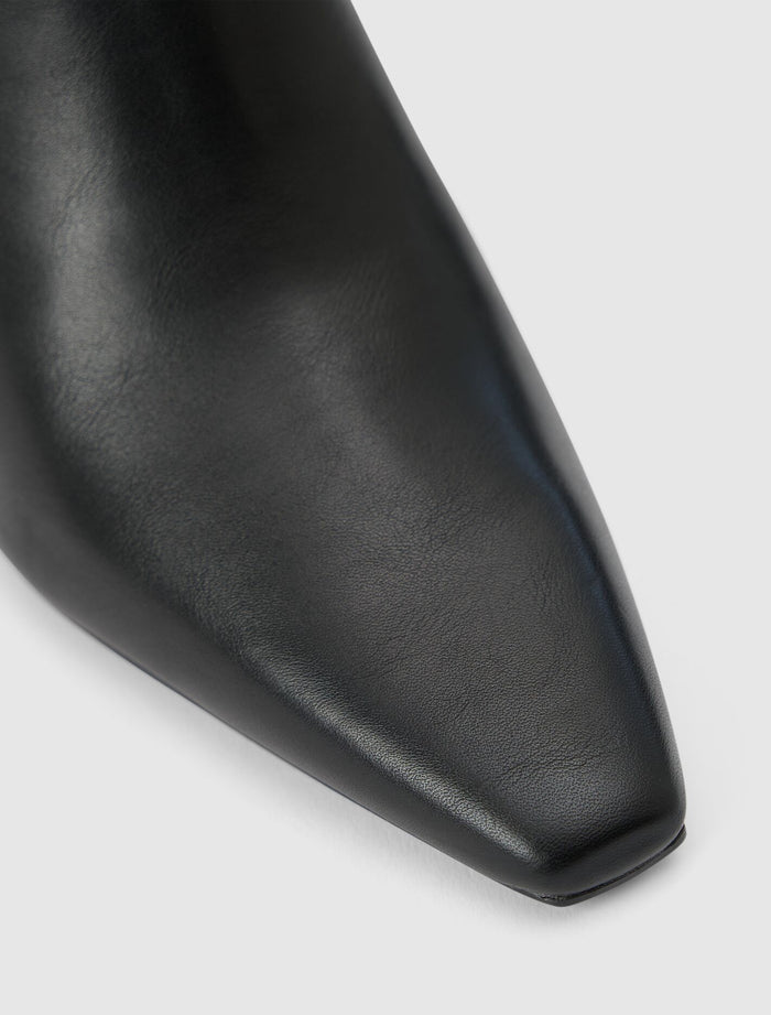Tessa Chisel Toe Ankle Boot Forever New