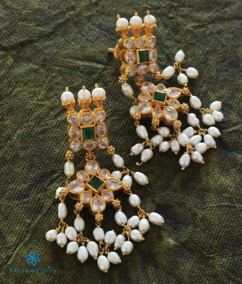 The Maya Silver Pearl Earrings (Green)