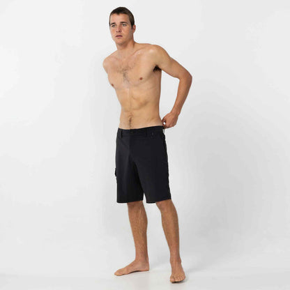 TRVLR Cargo 20" Hybrid Short - Black