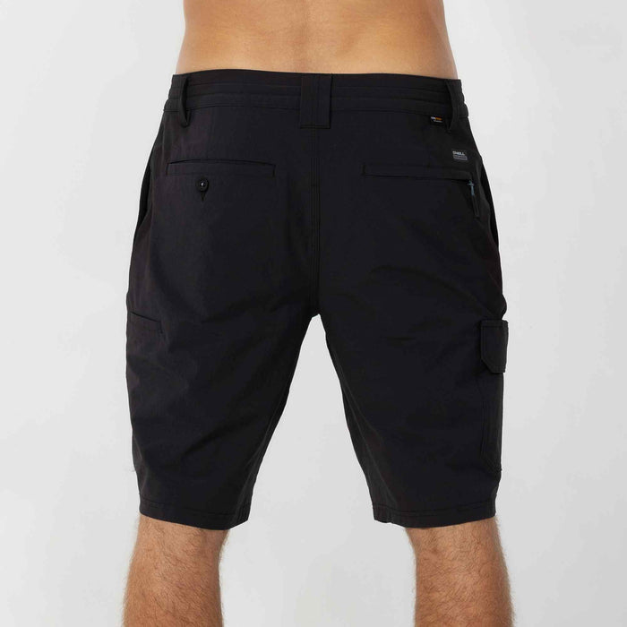 TRVLR Cargo 20" Hybrid Short - Black