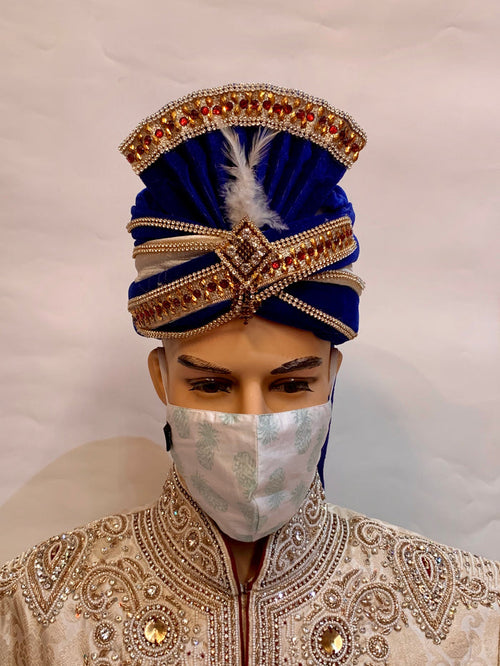 Unisex Designer White With Pineapple Printed Cloth Face Masks