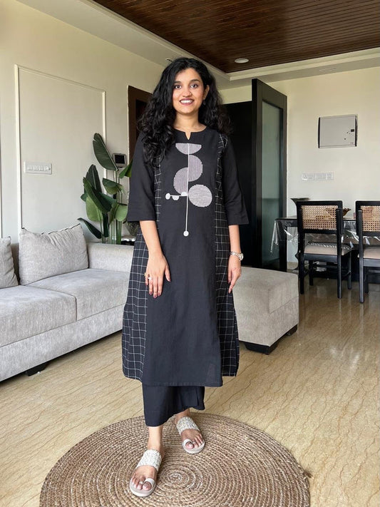Varya Black Cropped Cotton Set