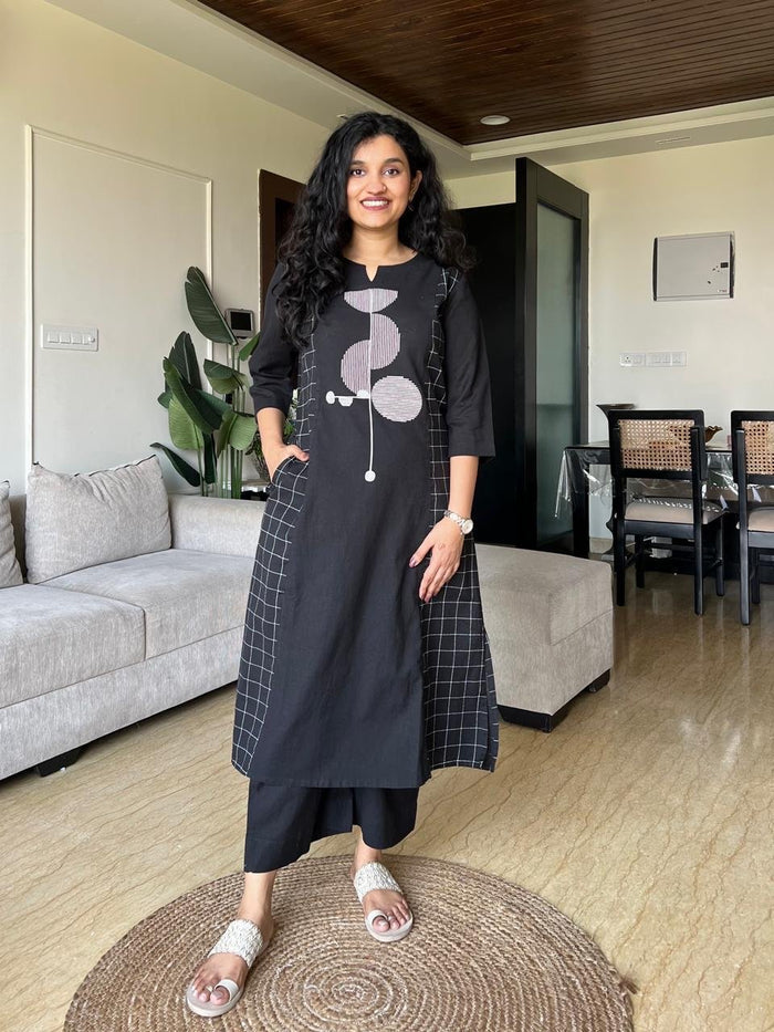 Varya Black Cropped Cotton Set