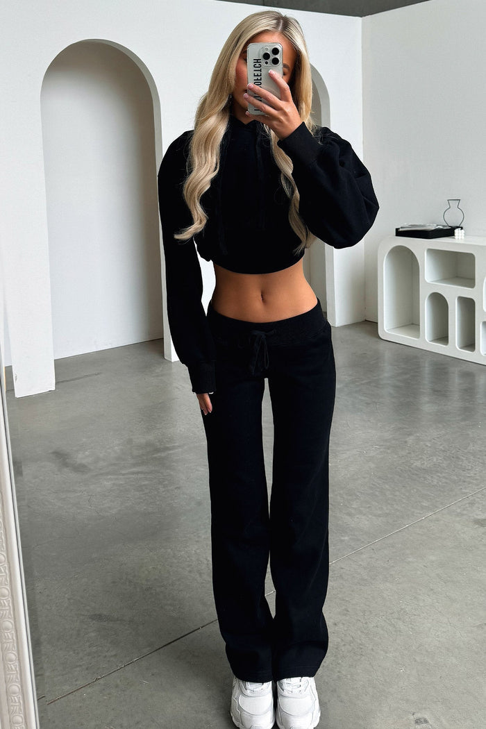 Zaina Cropped Hoodie - Black